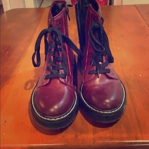 Madden girl boots (maroon)